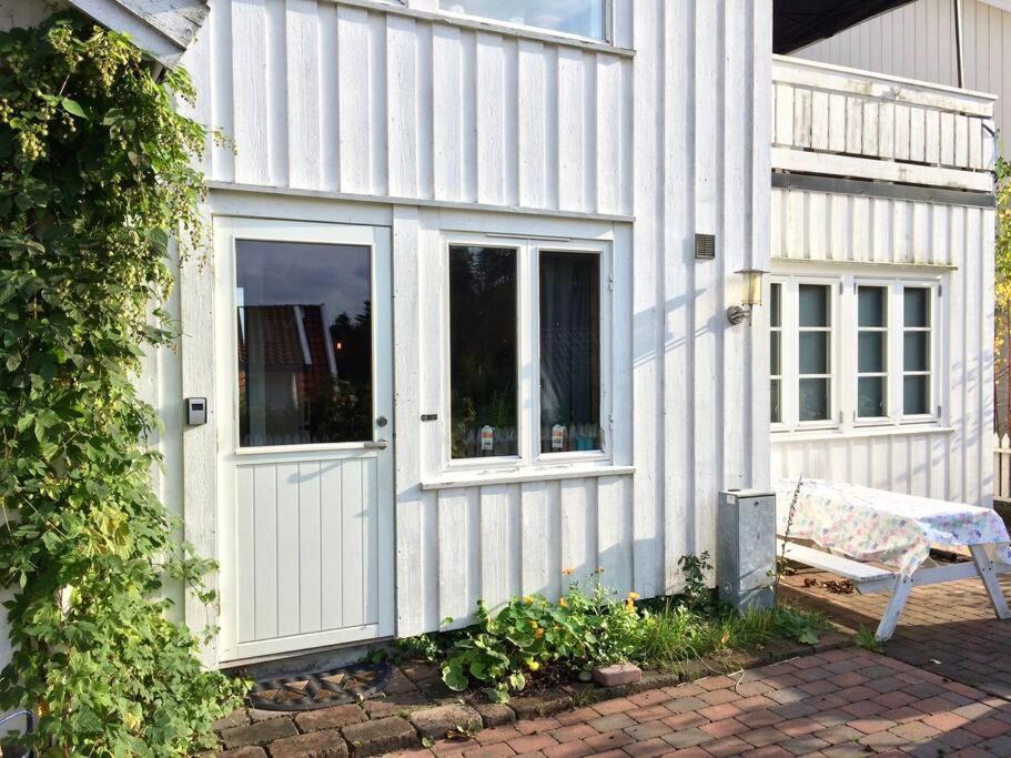 Cosy Flat For 4 Persons Apartman Kristiansand Kültér fotó